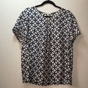 Banana Republic 100% silk blouse